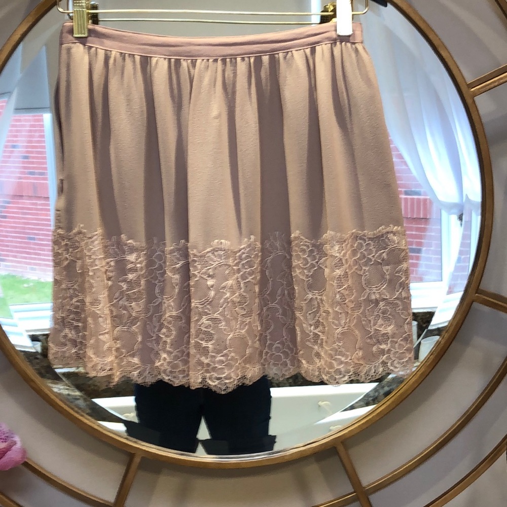 Women’s skirt